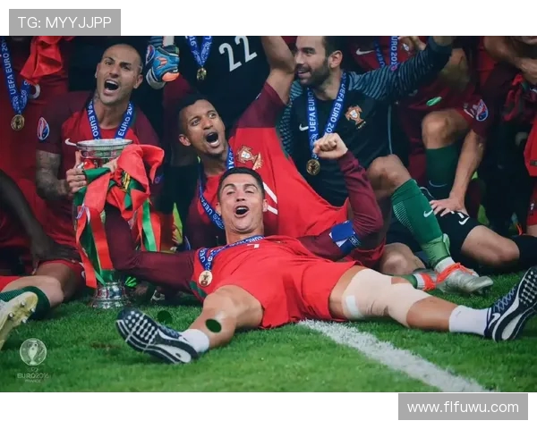 门德斯盛赞C罗称其为葡萄牙骄傲表示马丁内斯的信任让传奇再焕光辉